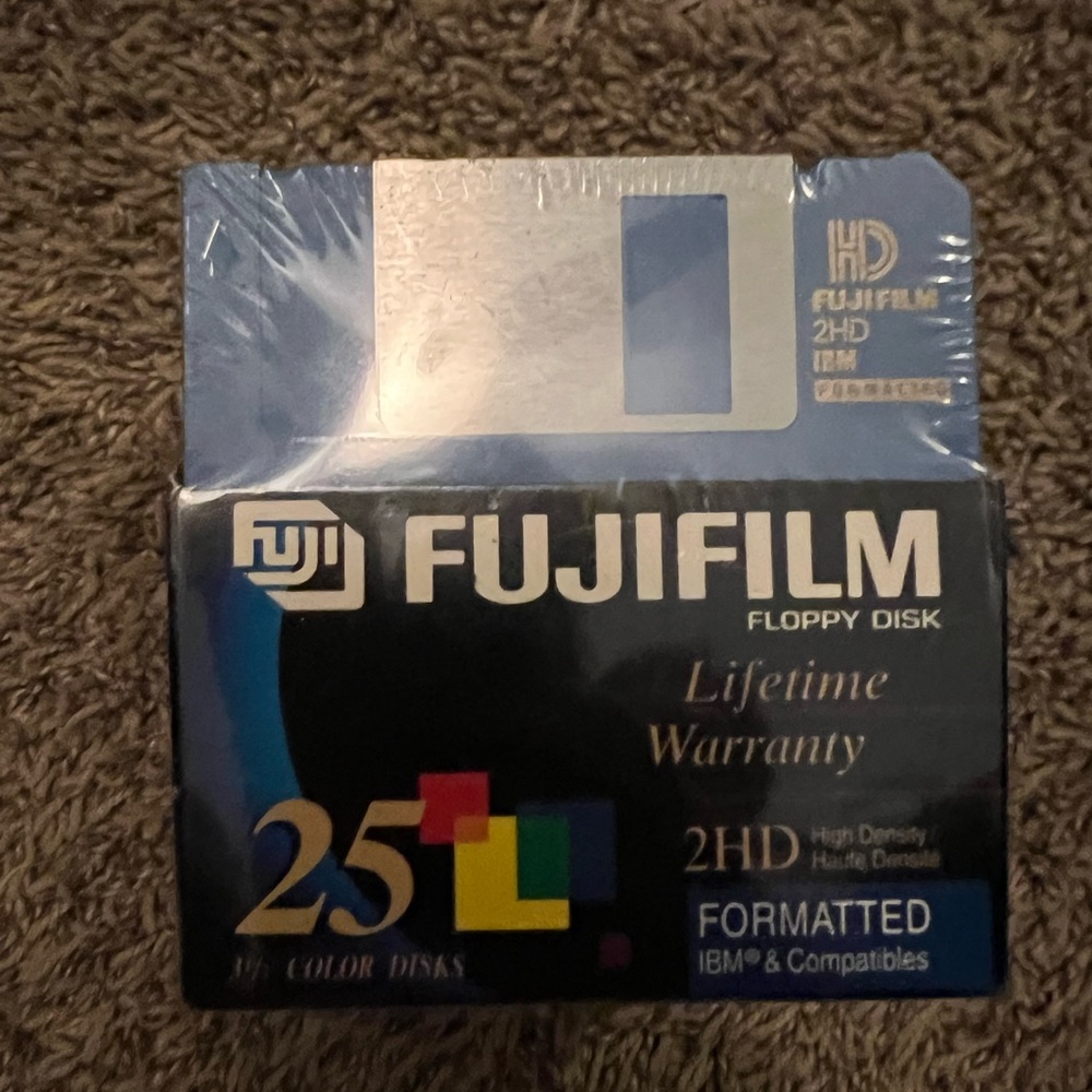 Fujifilm 2HD Floppy Disk‎ pack of 25